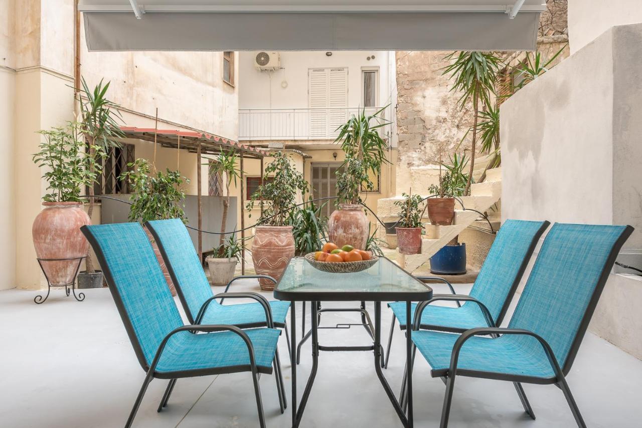 Appartement The Courtyard Oasis à Athènes Extérieur photo